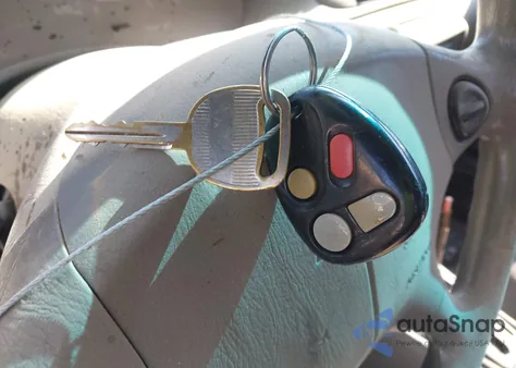 2004 Chevrolet Classic из США, поврежденный, VIN 1G1ND52FX4M612920